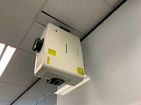 Panasonic pt-mz670 beamer - afbeelding 2 van  5