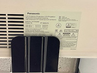 Panasonic pt-mz670 beamer - afbeelding 3 van  5