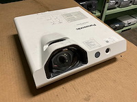 Panasonic pt-tw351r lcd projector - afbeelding 1 van  7