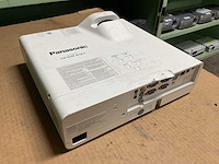 Panasonic pt-tw351r lcd projector - afbeelding 3 van  7
