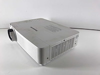 Panasonic (pt-vx400) 4000 lumens lcd projector (1409 hrs - lamp hours) - afbeelding 4 van  6