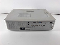 Panasonic (pt-vx400) 4000 lumens lcd projector (1409 hrs - lamp hours) - afbeelding 5 van  6