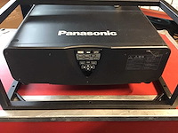 Panasonic sxga+ 7000 beamer incl. afstandsbediening - afbeelding 3 van  5