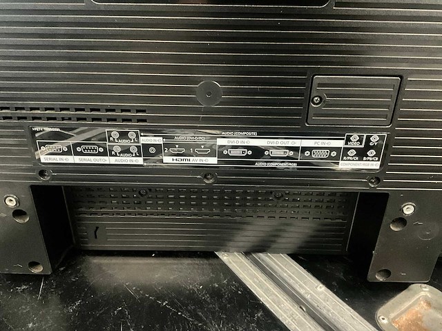 Panasonic th-47lf30er full hd 47” monitor (2x) - afbeelding 3 van  7