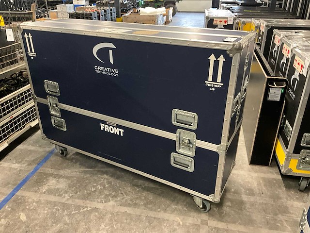 Panasonic th-65pf30er 65” full hd plasma monitor - afbeelding 3 van  5