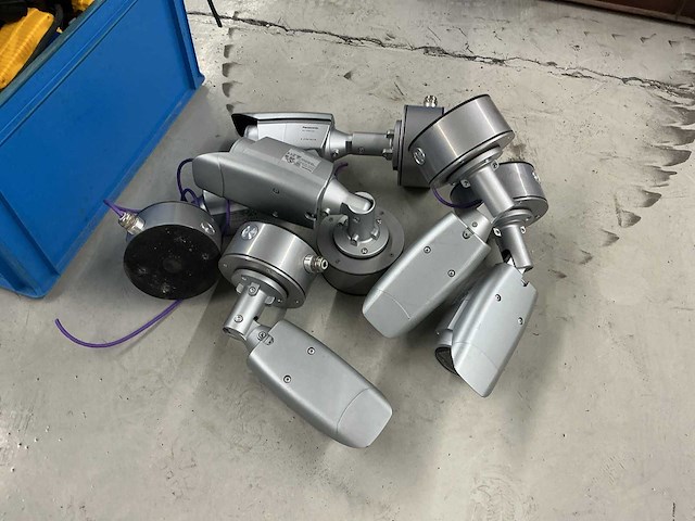 Panasonic wv-5w532l beveiligingscamera (6x) - afbeelding 2 van  4