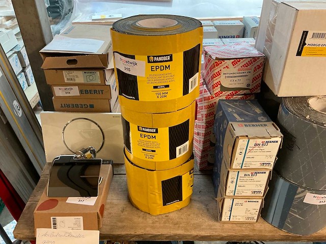 Pandser epdm rol zelfklevend (3x) - afbeelding 1 van  1