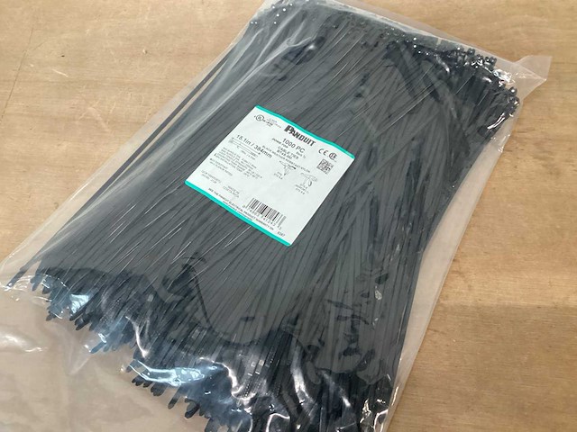Panduit bundelband 384mm, weerbestendig (3000x) - afbeelding 1 van  3
