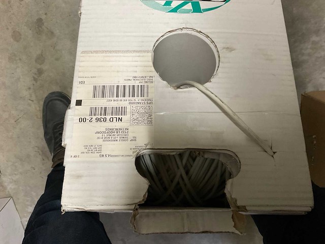 Panduit cat 6 utp puy600wh-he - afbeelding 2 van  2