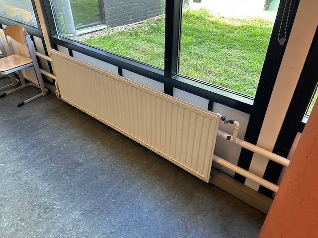 Paneelradiator - type 11 - 194 x 60 (26x) - afbeelding 1 van  5