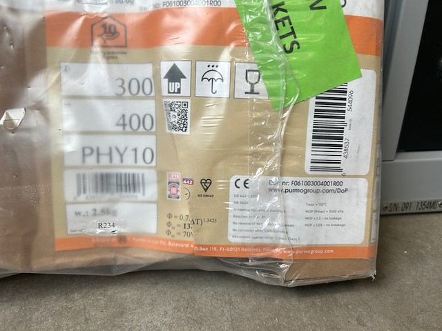 Paneelradiator 300x400 mm, radson - afbeelding 2 van  3