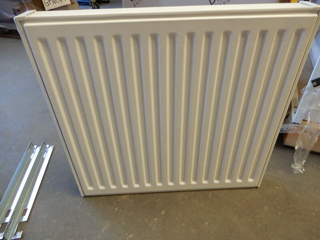 Paneelradiator, brugman, compact, wit, t21 600x560 - afbeelding 1 van  5