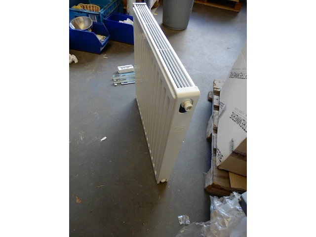 Paneelradiator, brugman, compact, wit, t21 600x640 - afbeelding 2 van  4