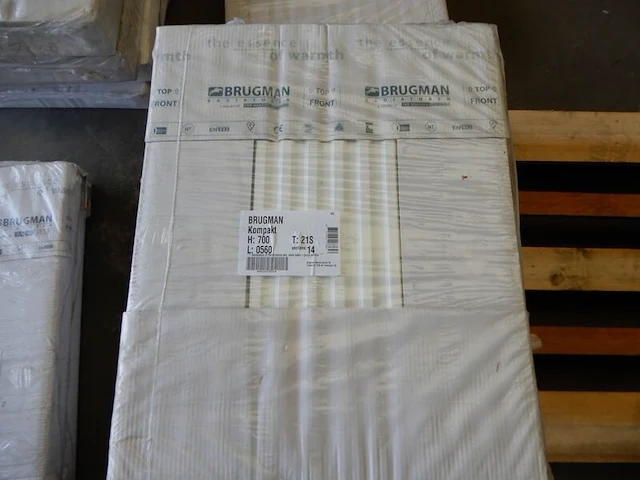 Paneelradiator, brugman, compact, wit, t21 700x560 - afbeelding 1 van  5