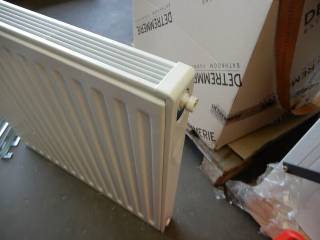 Paneelradiator, brugman, compact, wit, t21 700x560 - afbeelding 4 van  5