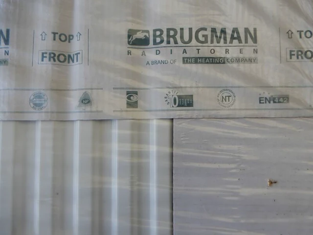 Paneelradiator, brugman, compact, wit, t21 700x560 - afbeelding 2 van  5