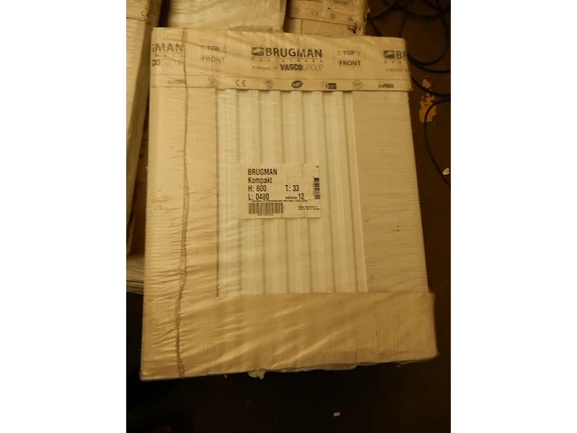 Paneelradiator, brugman, compact, wit, t33 600x480 - afbeelding 2 van  5