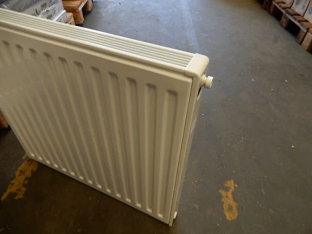 Paneelradiator, brugman, universeel compact, wit, t21 700x1280 - afbeelding 4 van  4