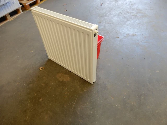 Paneelradiator, brugman, universeel compact, wit, t21 900x640 - afbeelding 1 van  4