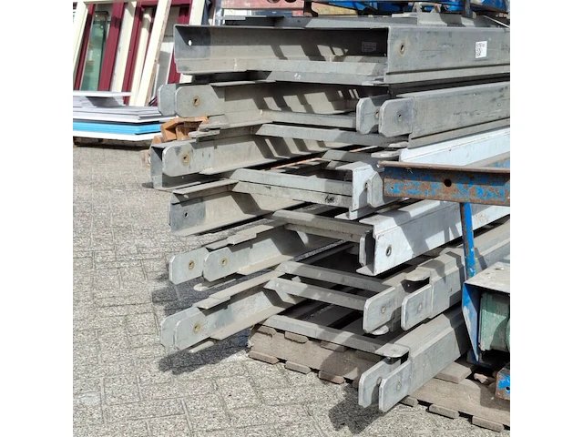 Pannenlift, alulift, 12x 2 meter, 1987 - afbeelding 4 van  12