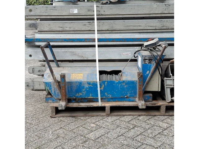 Pannenlift, alulift, 12x 2 meter, 1987 - afbeelding 9 van  12