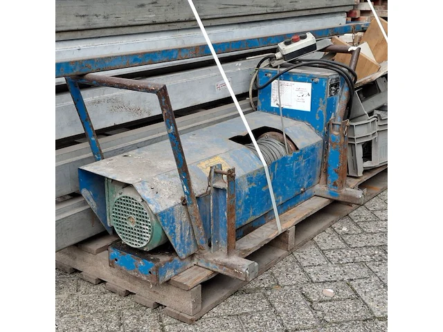 Pannenlift, alulift, 12x 2 meter, 1987 - afbeelding 10 van  12