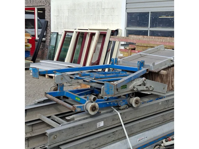 Pannenlift, alulift, 12x 2 meter, 1987 - afbeelding 12 van  12