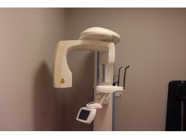Panoramische röntgenunit planmeca promax voorzien van dimax 3 digitale sensor, incl. afstandbediening. bouw... - afbeelding 1 van  9