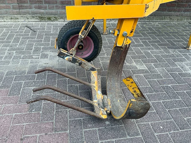 Panter rooiploeg / versteklichter 45 cm pto 3-punts - afbeelding 2 van  2