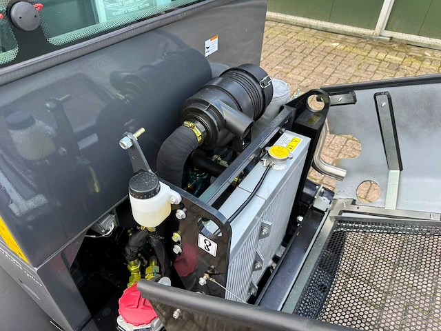 Panther - 2026 - w25 - minishovel met kubota motor - afbeelding 10 van  21