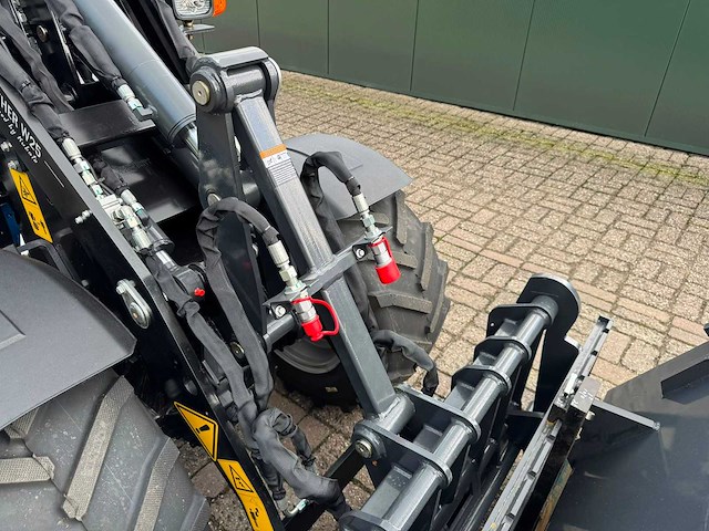 Panther - 2026 - w25 - minishovel met kubota motor - afbeelding 13 van  21