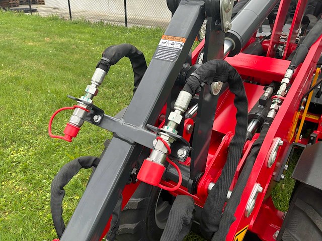Panther - w25 advanced red - 2026 w25 kubota 4 cil en rexroth hydrauliek - afbeelding 2 van  41