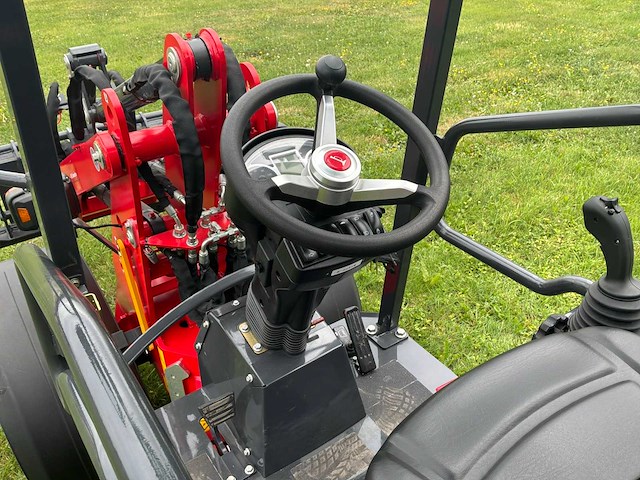 Panther - w25 advanced red - 2026 w25 kubota 4 cil en rexroth hydrauliek - afbeelding 9 van  41