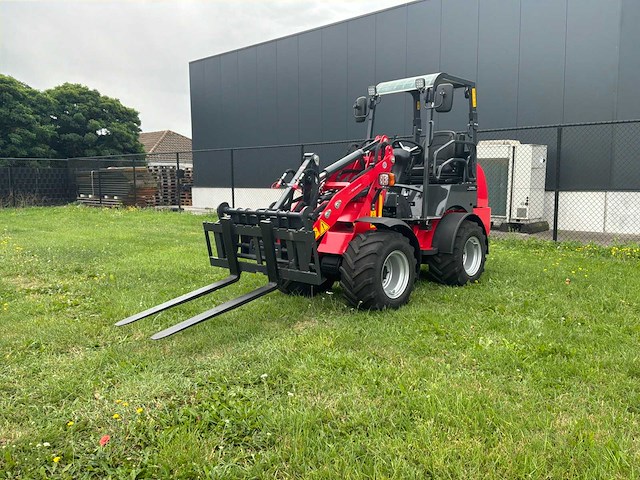 Panther - w25 advanced red - 2026 w25 kubota 4 cil en rexroth hydrauliek - afbeelding 12 van  41