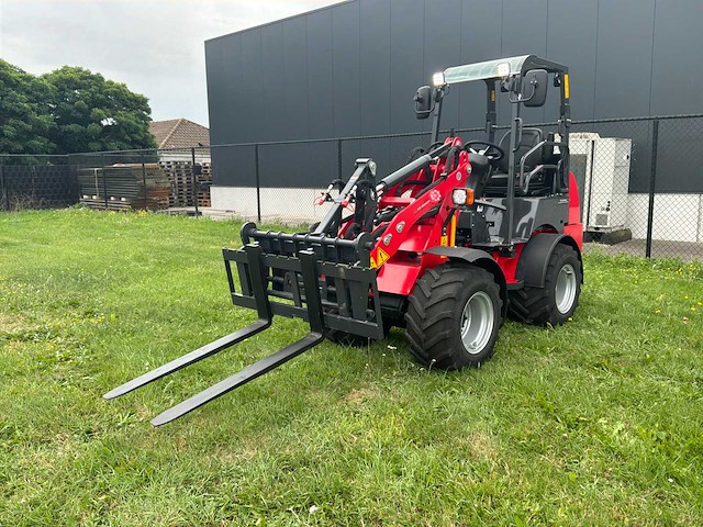 Panther - w25 advanced red - 2026 w25 kubota 4 cil en rexroth hydrauliek - afbeelding 30 van  41