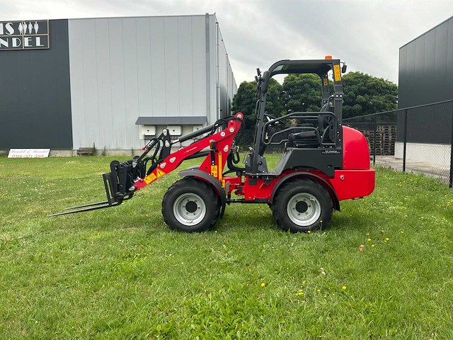 Panther - w25 advanced red - 2026 w25 kubota 4 cil en rexroth hydrauliek - afbeelding 38 van  41