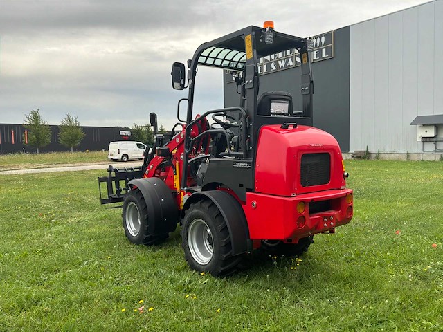Panther - w25 advanced red - 2026 w25 kubota 4 cil en rexroth hydrauliek - afbeelding 39 van  41