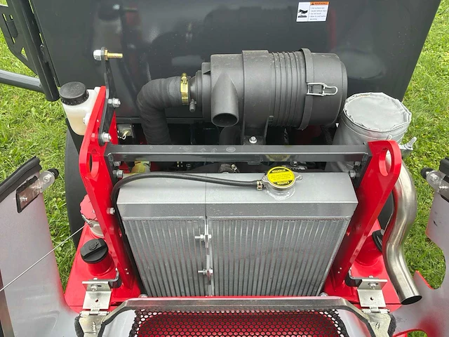Panther - w25 advanced red - 2026 w25 kubota 4 cil en rexroth hydrauliek - afbeelding 18 van  41