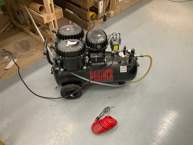 Panther luchtcompressor - afbeelding 1 van  6