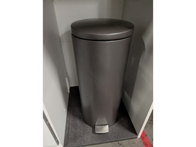 Pantrymeubel met koelkast en toebehoren, wit/grijs - afbeelding 4 van  12