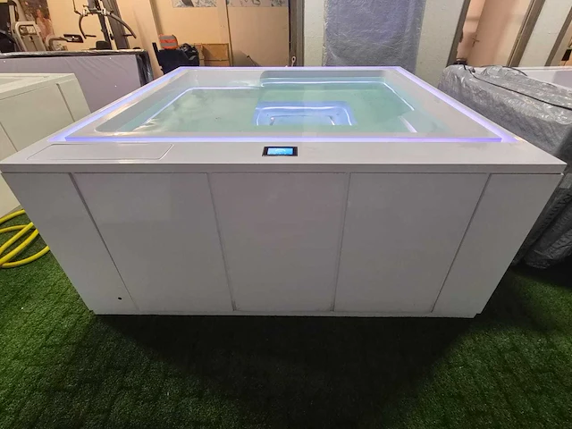 Paolo ferralli fantasia jacuzzi en buitenspa - afbeelding 2 van  39