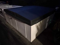 Paolo ferralli maximus jacuzzi en buitenspa - afbeelding 19 van  19