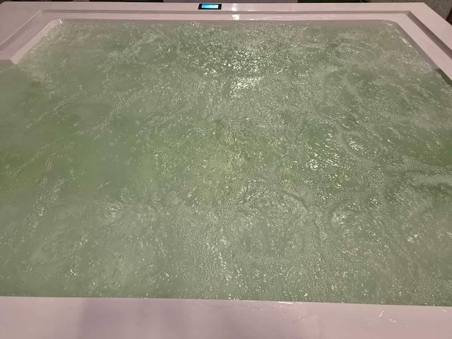 Paolo ferralli maximus jacuzzi en buitenspa - afbeelding 13 van  21