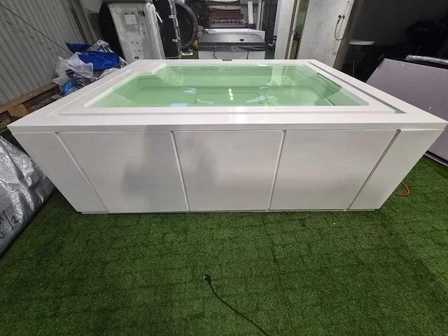 Paolo ferralli maximus jacuzzi en buitenspa - afbeelding 19 van  21