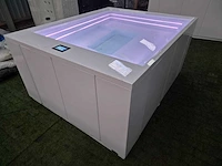 Paolo ferralli minimalista jacuzzi en buitenspa