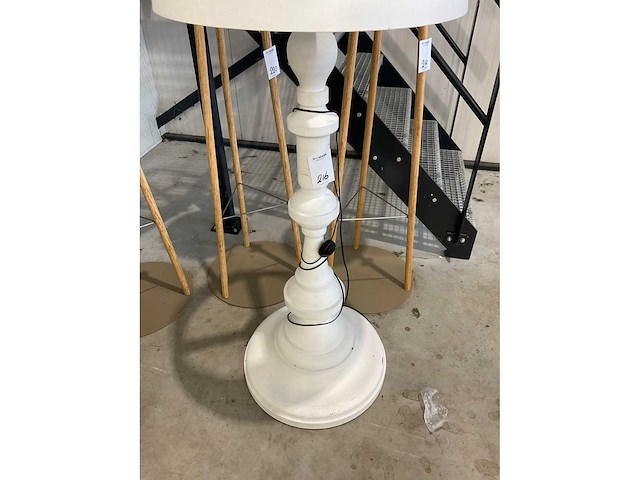 Paper floorlamp lamp - afbeelding 3 van  4