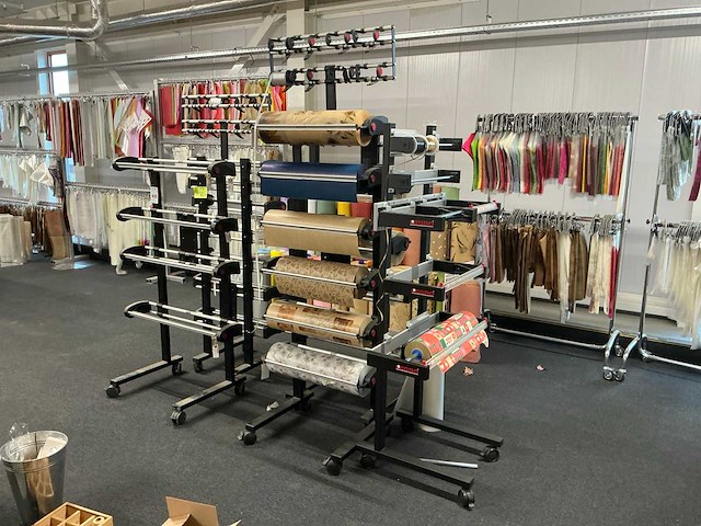 Papier- en lintdispensers (5x) - afbeelding 1 van  10