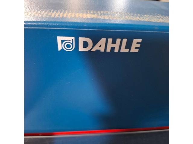 Papier snijder, dhale - afbeelding 5 van  9