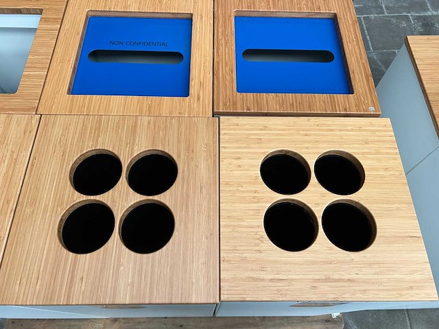 Papierbak / bekerdispenser wit met houten bovenblad (6x) - afbeelding 2 van  5