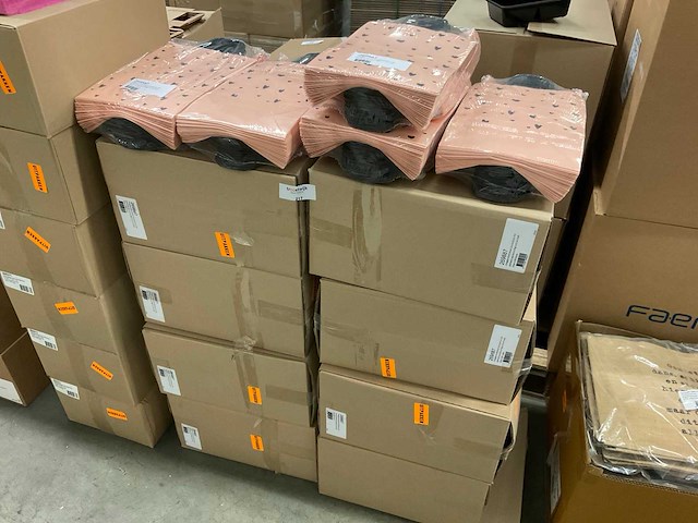 Papieren draagtassen blush/zwart 22x10x31 cm (2250x) - afbeelding 2 van  2